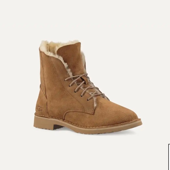 UGG Women's Quincy Boots Size 7 - Picture 1 of 13